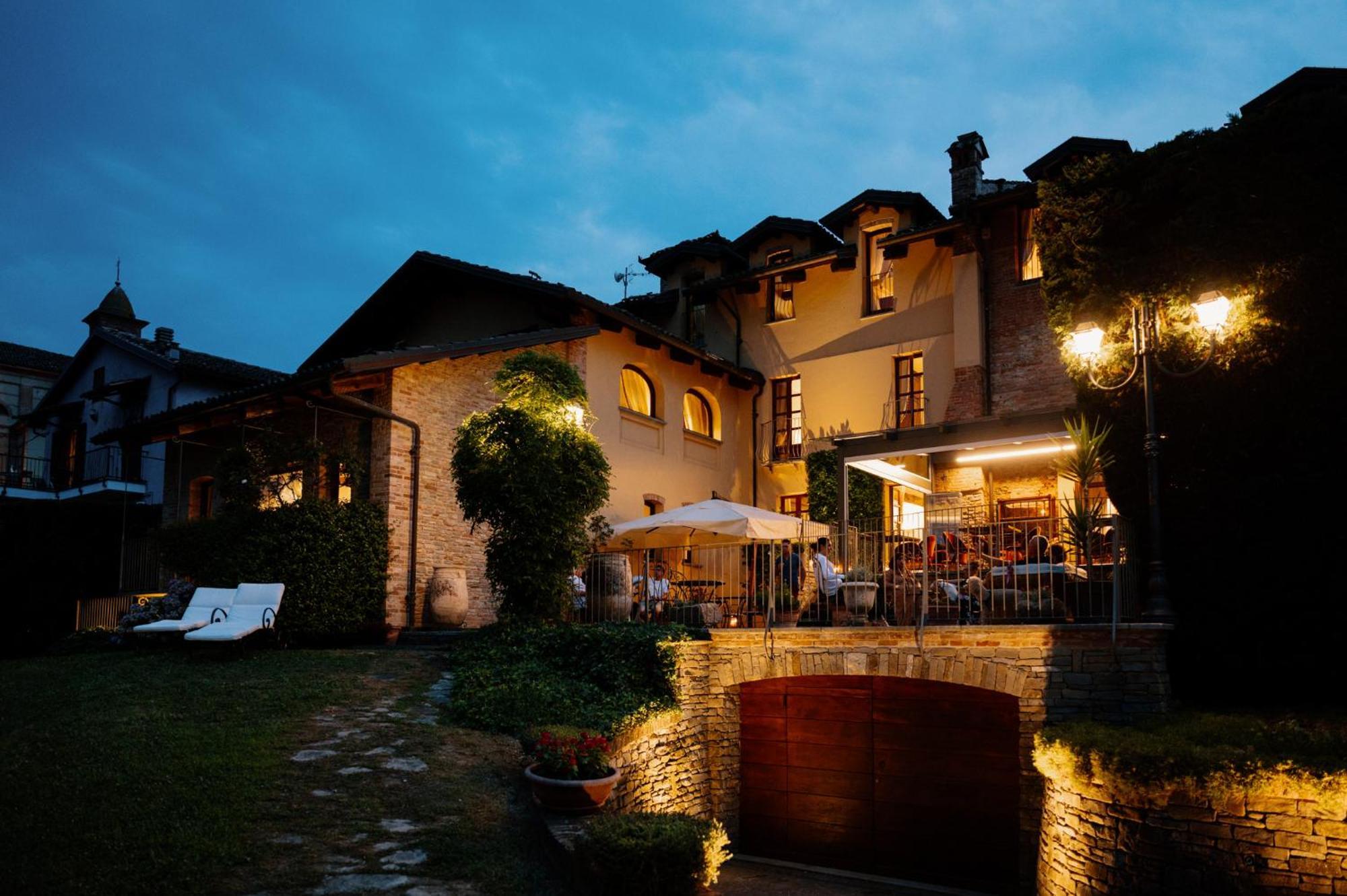 Hotel Casa Pavesi Grinzane Cavour Exterior photo