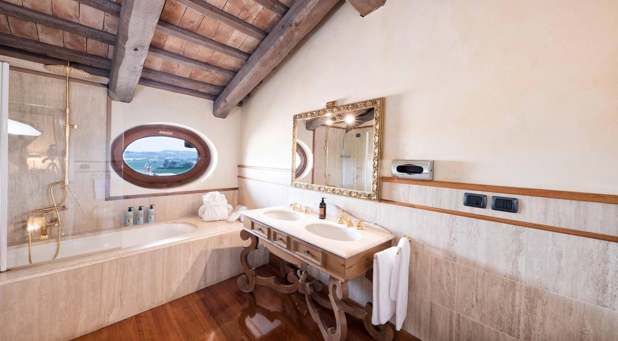 Hotel Casa Pavesi Grinzane Cavour Exterior photo