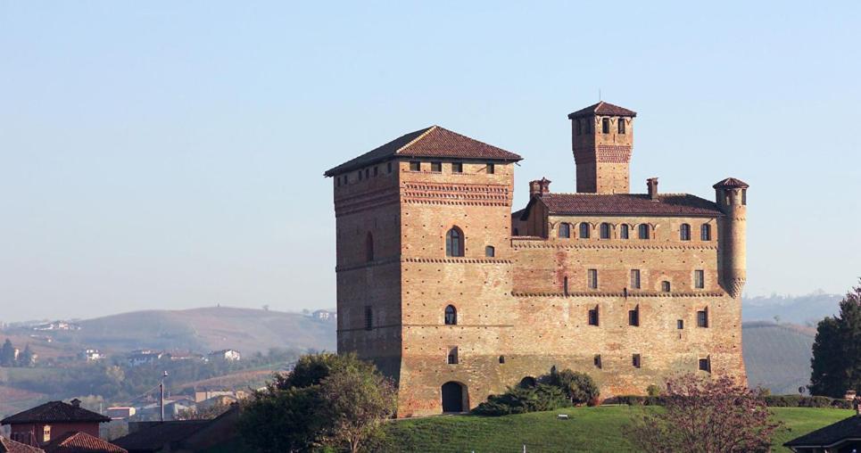 Hotel Casa Pavesi Grinzane Cavour Exterior photo